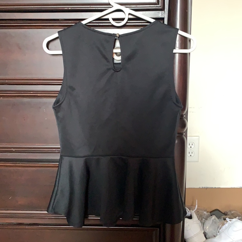 Flare Top - Picture 2 of 3